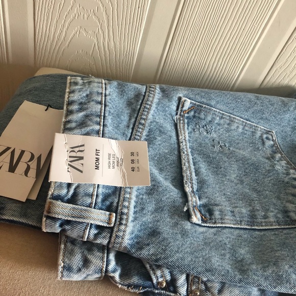 Zara Mom Fit Jeans - Picture 10 of 11